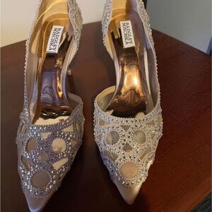 Badgley Mischka Silver Lace Embellished Heels